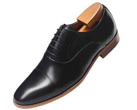 casual black dress shoes.